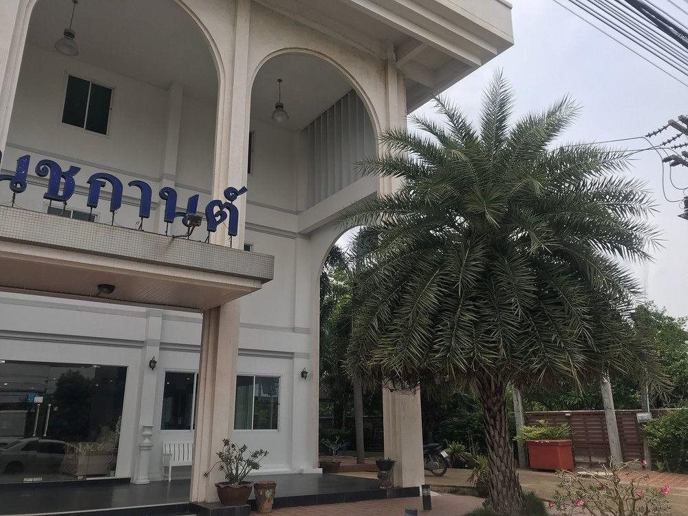 Winchakan Hotel