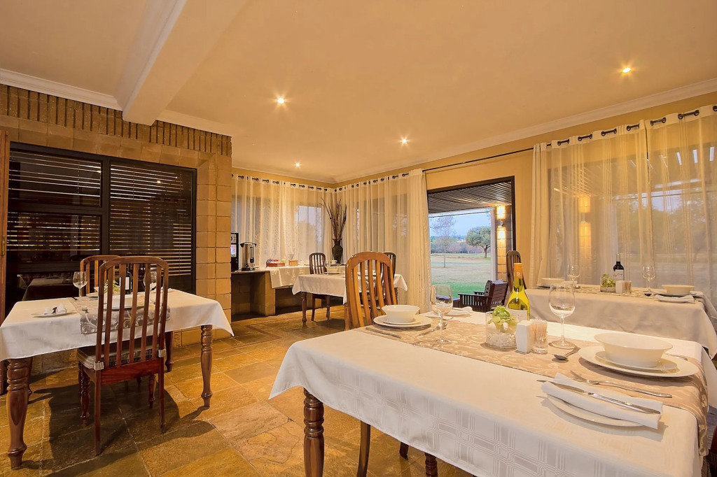 Centurion Golf Suites Boca Walk