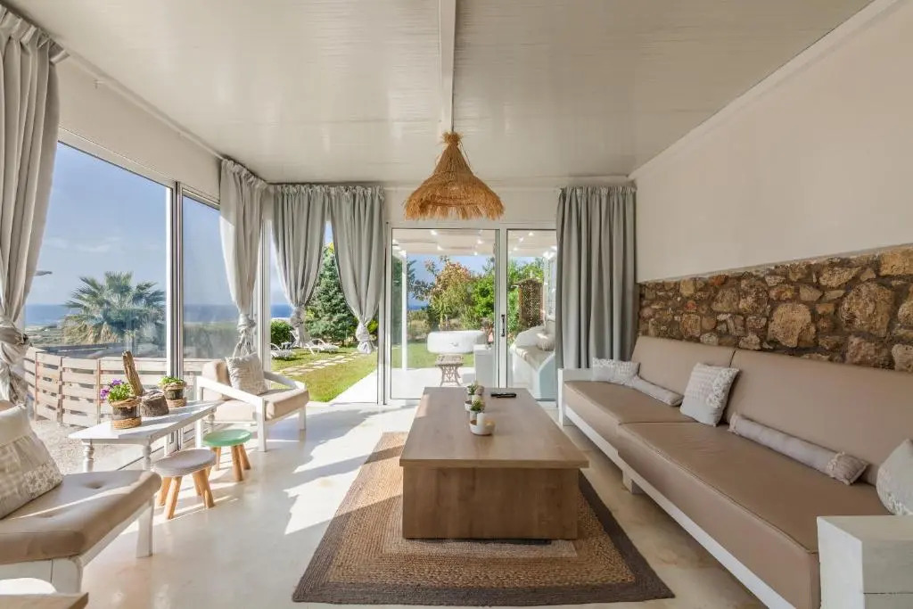 George's Island House with Plunge Pool