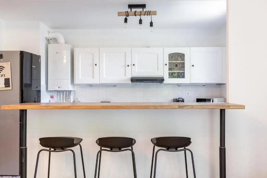 Design 3 Bedrooms Appartment, Near Champs Elysees