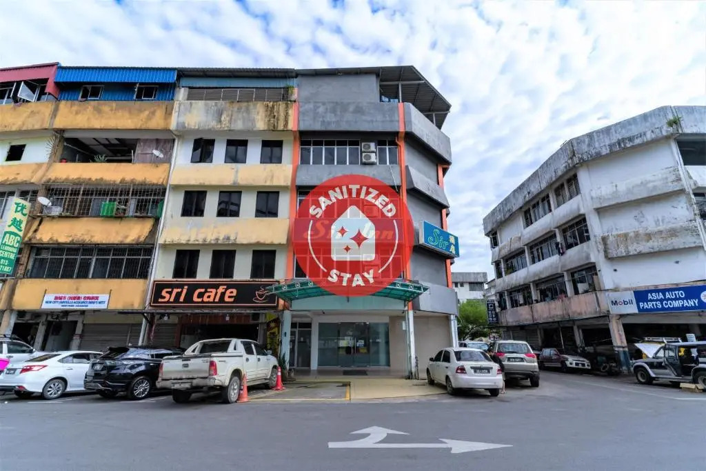 OYO 90207 Sir Inn