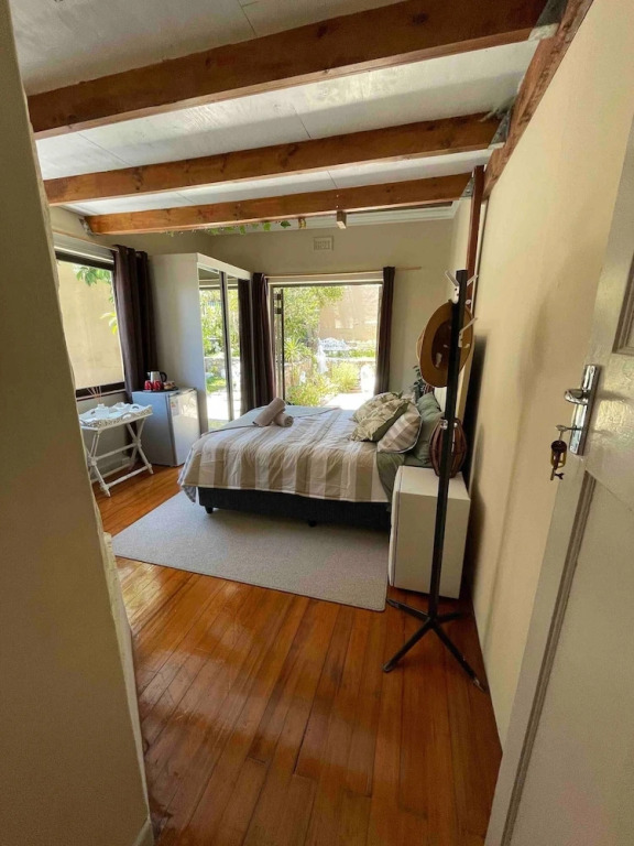 Living In Mountain Views Camps Bay