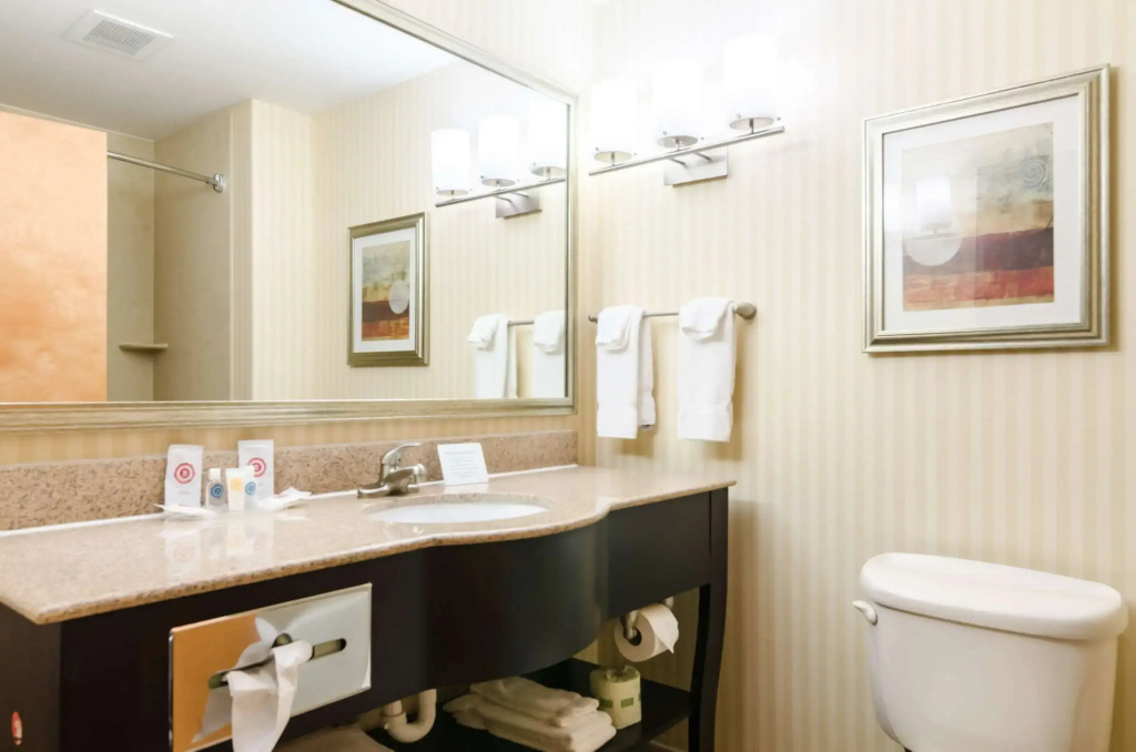 Comfort Suites Salina South