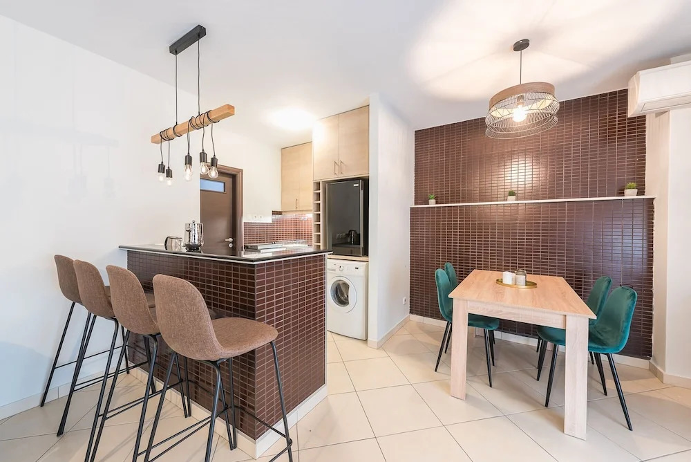 New Syntagma Urban Apartment