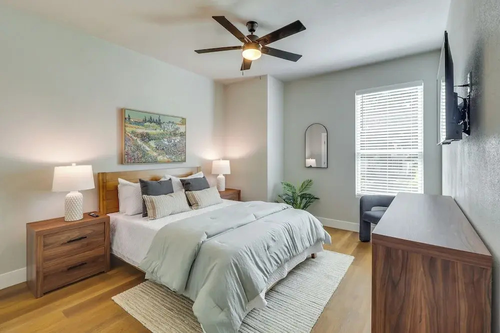 Townhome Near At&t Stadium: Great for Game Day!