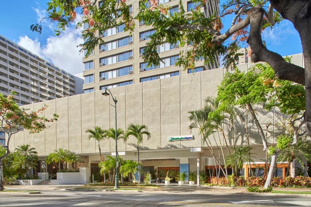 Holiday Inn Express Waikiki by IHG