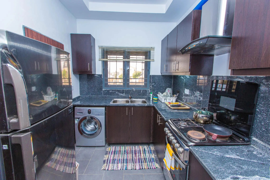 Tenny's Place Apartments