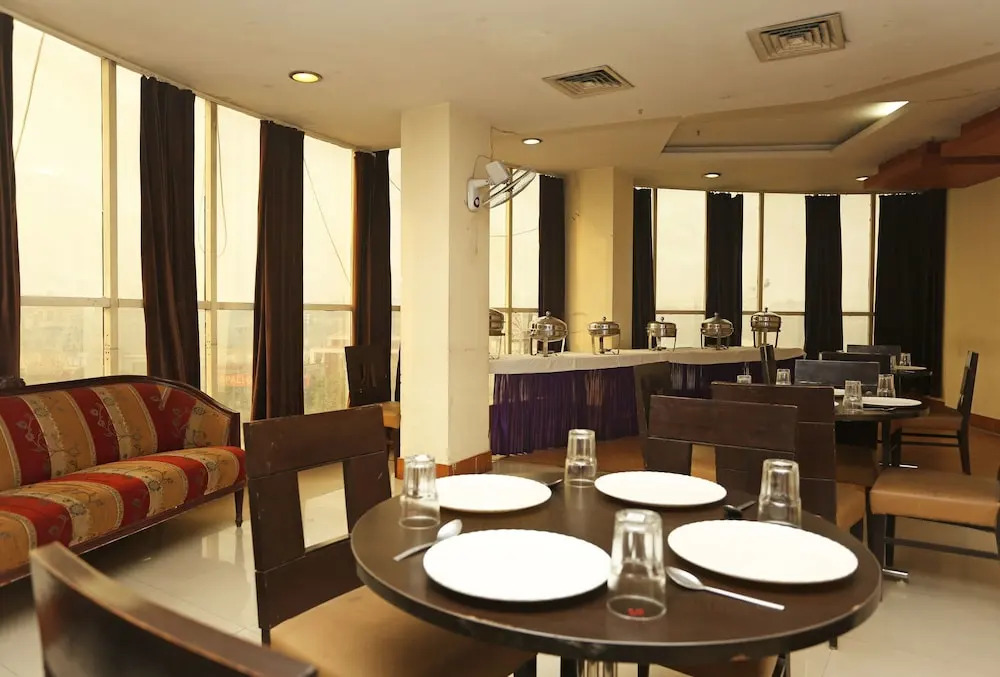 OYO 4002 Hotel Dwaraka