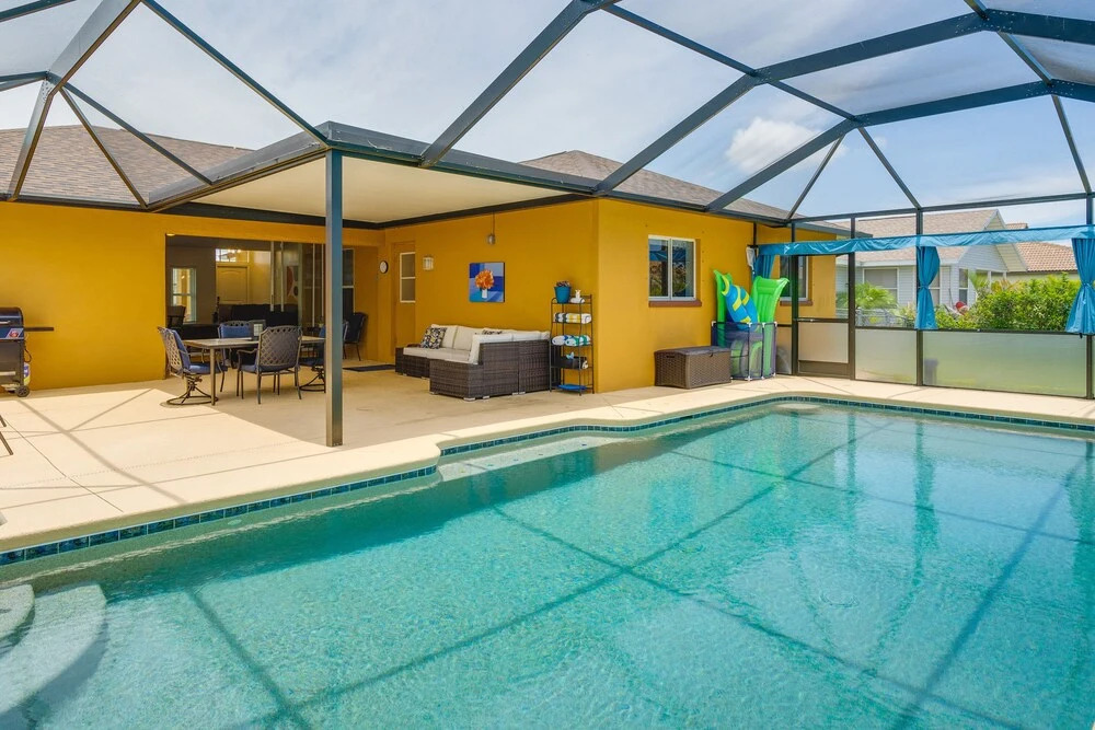 Heated Pool: Pet-friendly Home in Cape Coral
