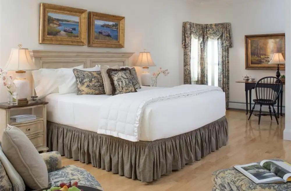 Belfast Bay Inn