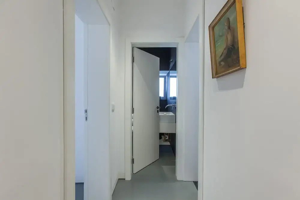Renovated Apartment w/ Private Courtyard, By TimeCooler