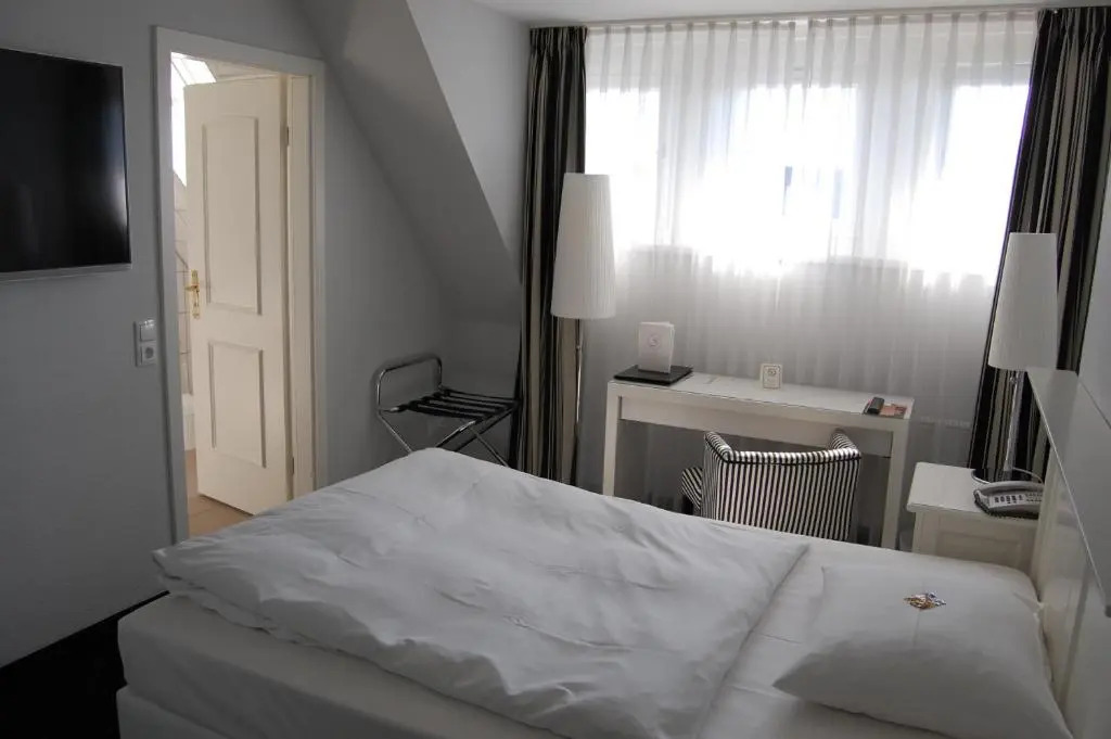 Hotel & Restaurant Schönau