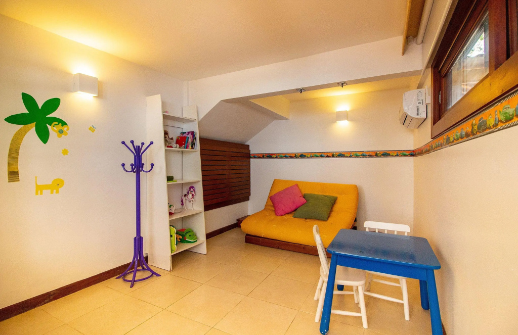 Linda Casa Em Condomínio Com Quatro Suítes, Vistar Mar E Próxima A Belíssima Pra
