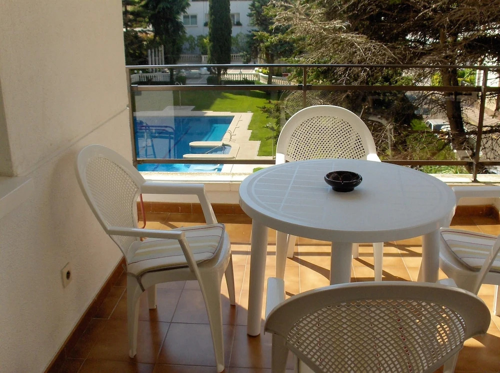 Apartment with One Bedroom in Lloret de Mar, with Wonderful City View, Pool Access And Terrace - 500 M From the Beach