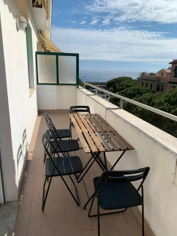Casa Bianca 6 - confortevole in centro a Moneglia