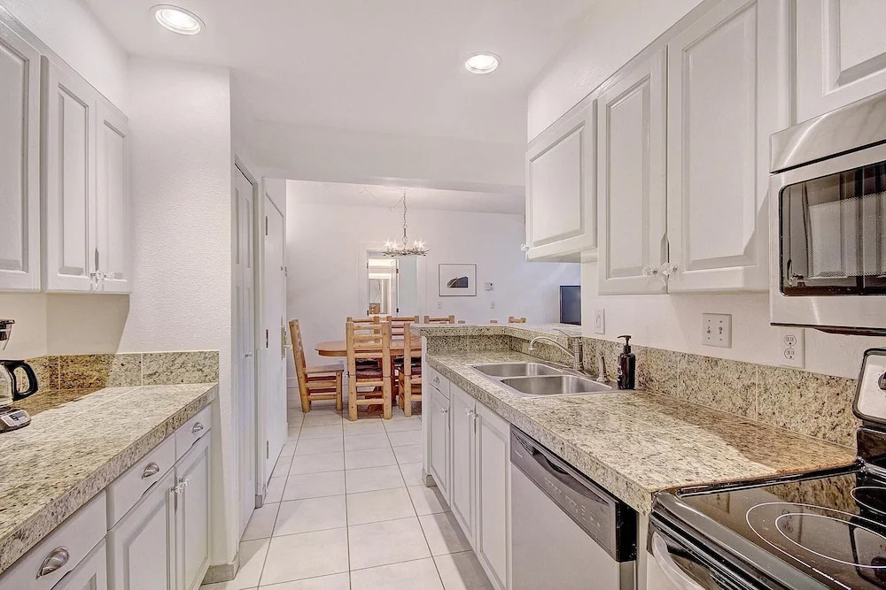 Newly Remodeled Ski-In Ski-Out Right By The Lift - FP304 by RedAwning