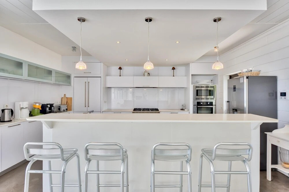 Huge Pool, Ideal for Groups, Exclusive Address, AC, Free Wifi, Sat TV, Views! Terres Basses Area
