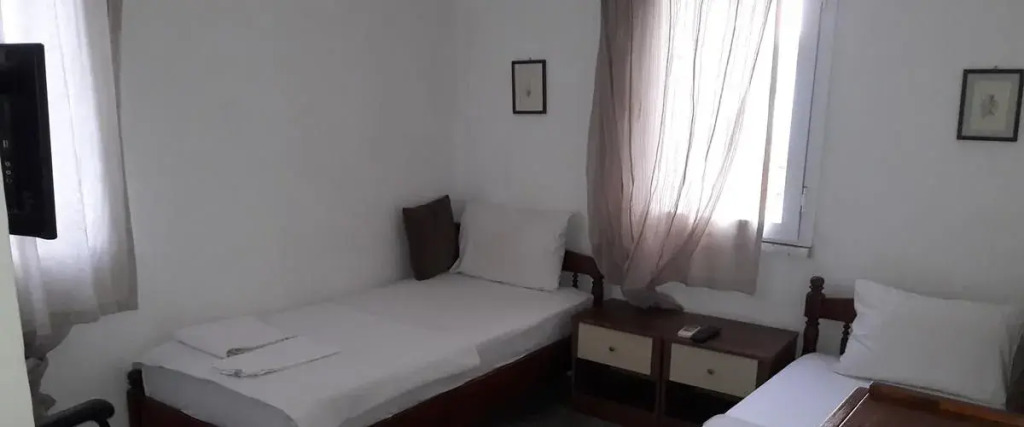 Derya Pension