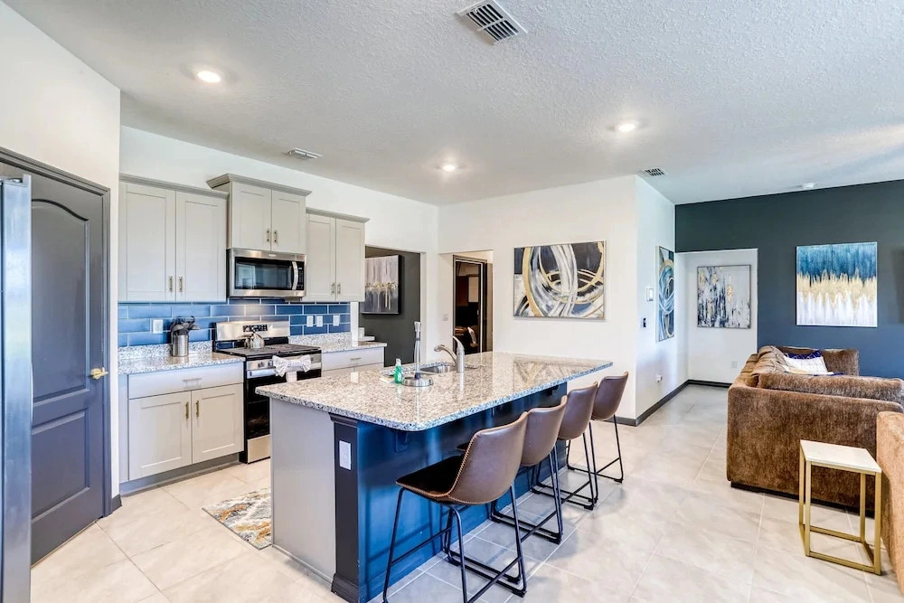Large Open-concept Home With Private Pool, Pool Table-dogs Welcome