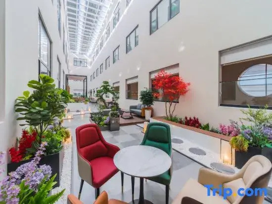 Madison Hotel Jinan Yaoqiang International Airport