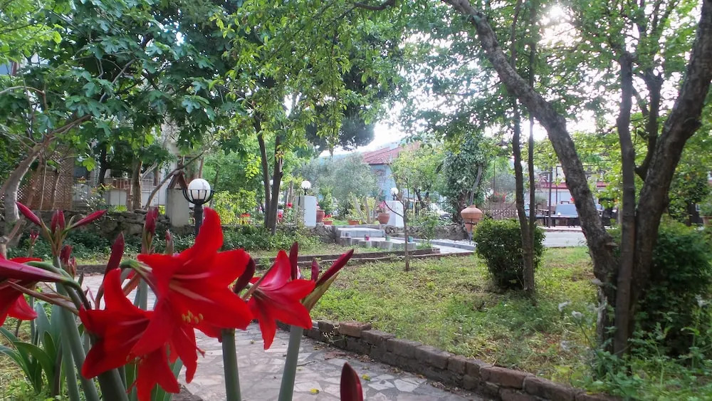 Unlu Hotel