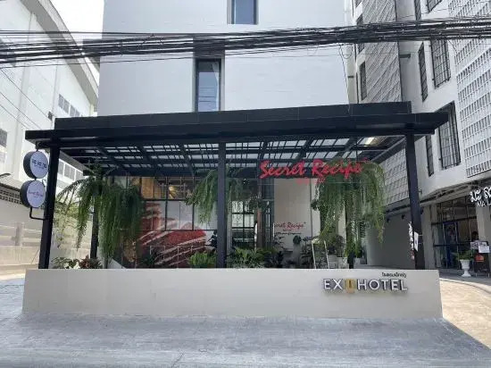 EX2 Hotel