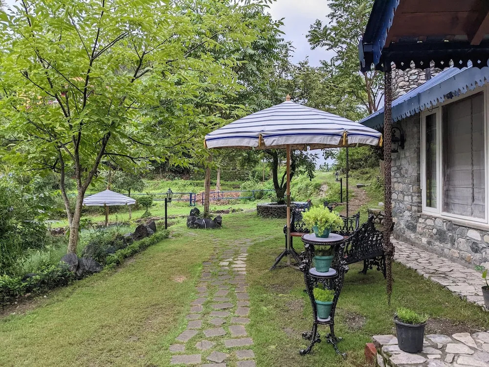 Two Chimneys, Gethia, Nainital