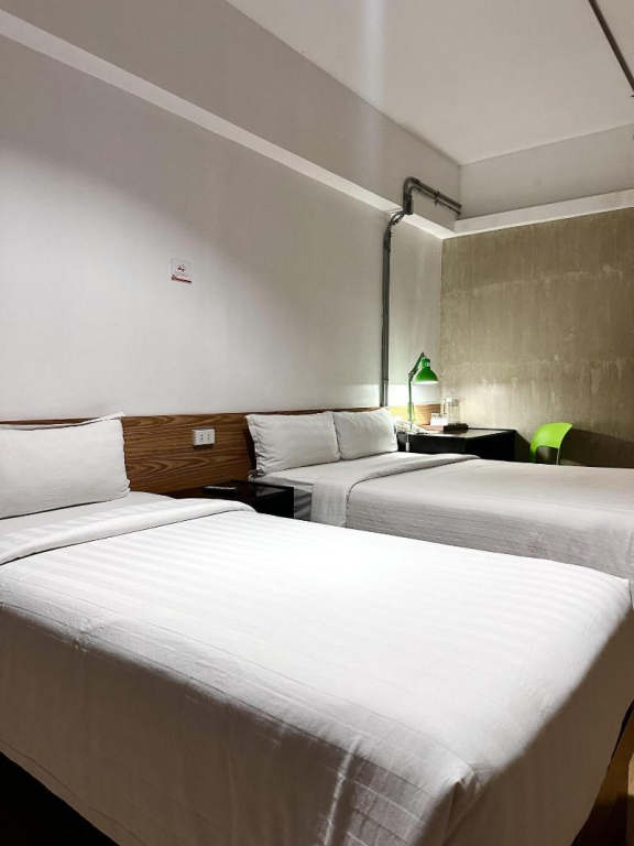 Travelbee Seaside Inn