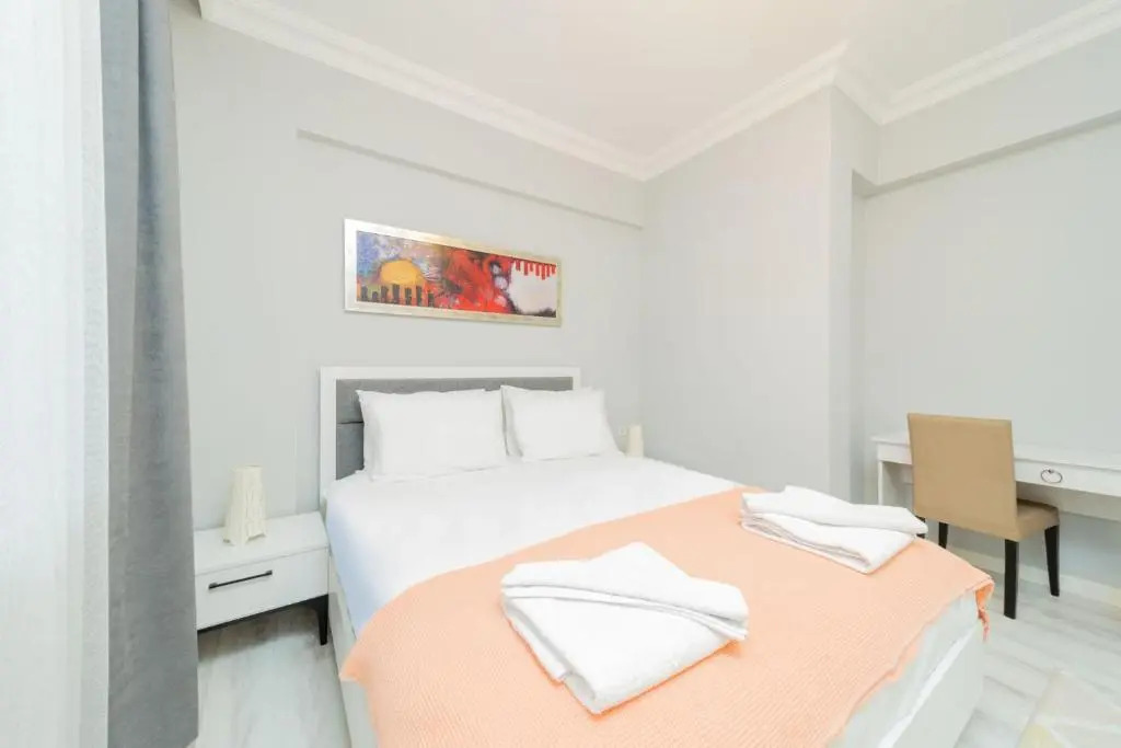 Vibrant Flat With Lovely Balcony in Muratpasa