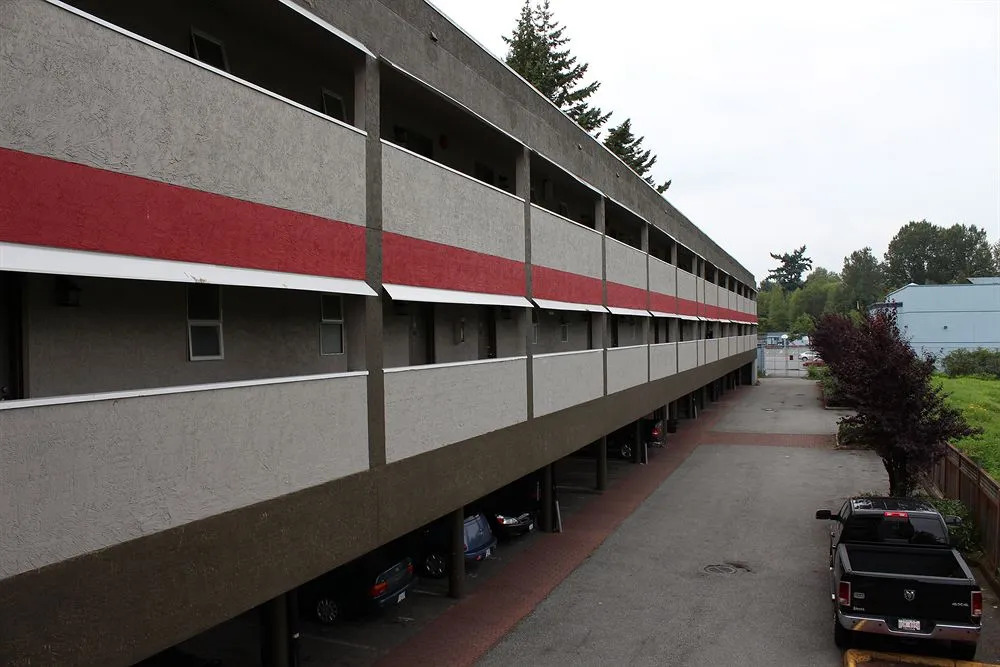 Surrey Central Inn