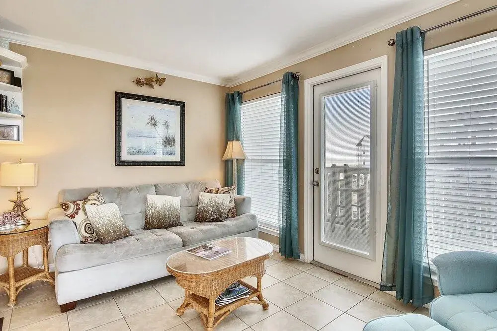 Seascape 2201 - 2 Br Condo