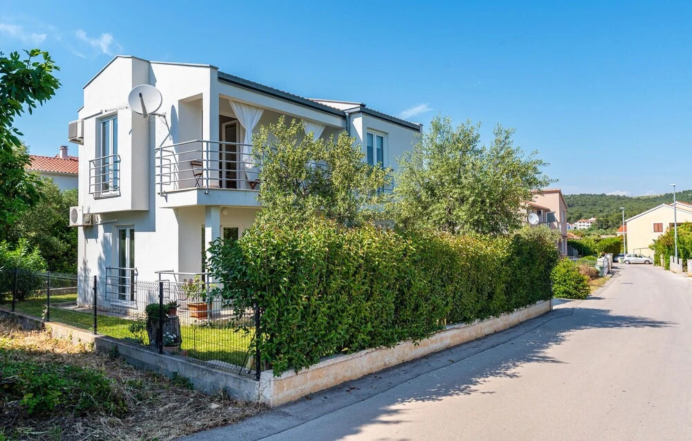 Amazing Home in Bibinje With Wifi and 4 Bedrooms