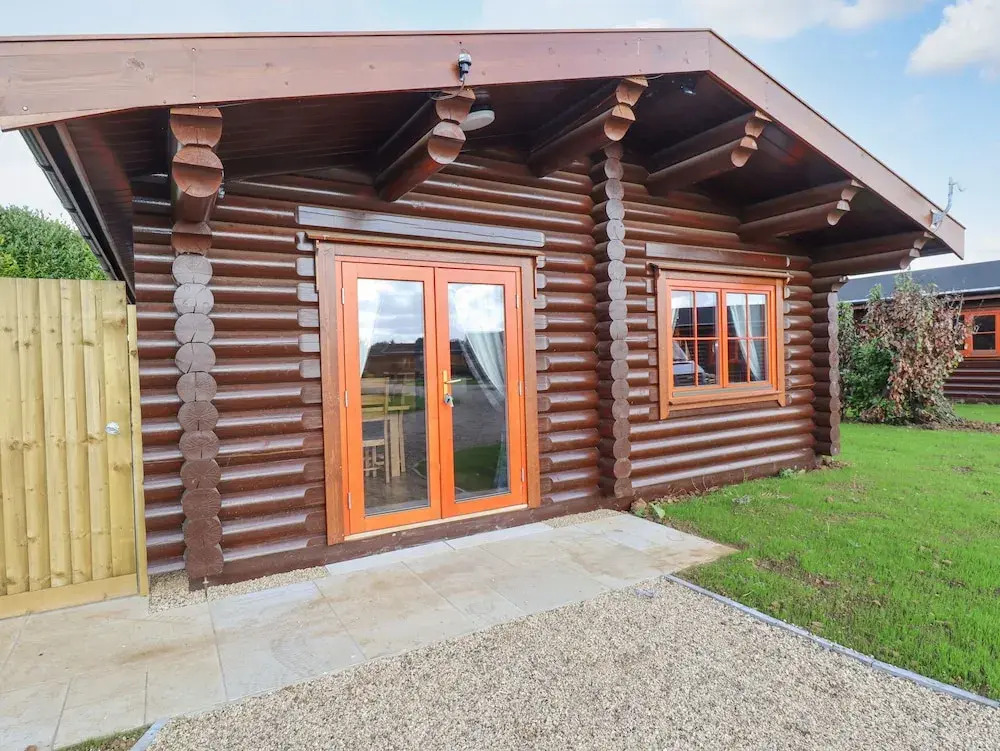 Maple Lodge