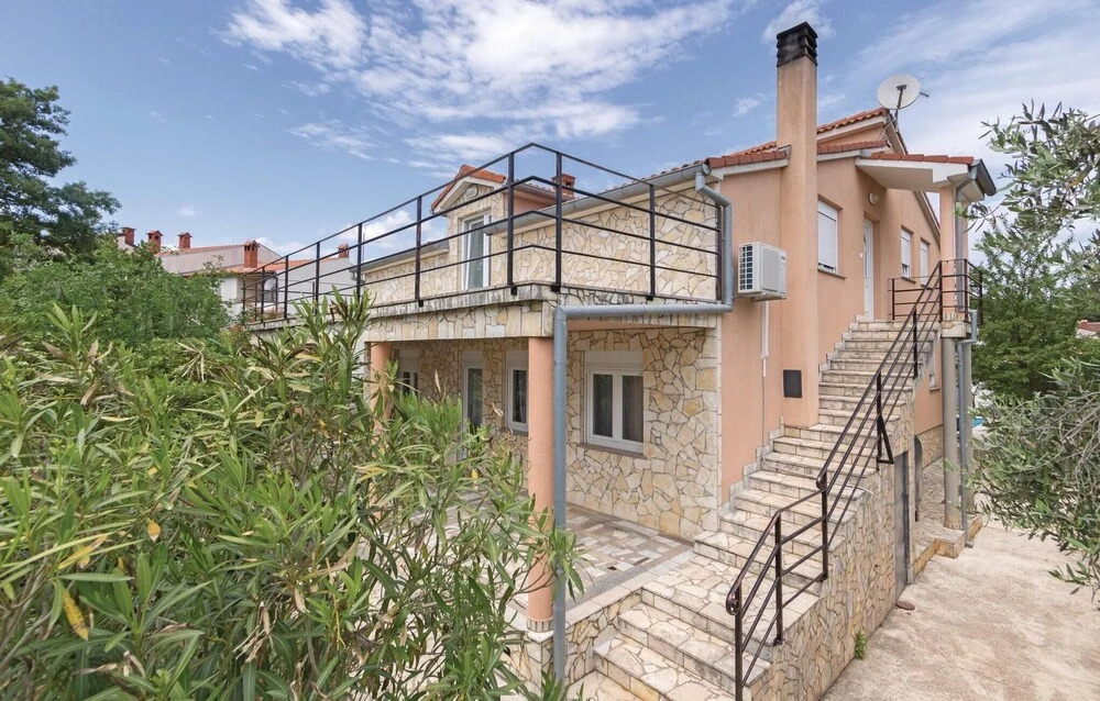 Beautiful Home in Pula With Wifi and 1 Bedrooms
