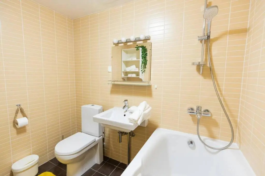 Lovely studio 5 min walk from Old Town and seaside