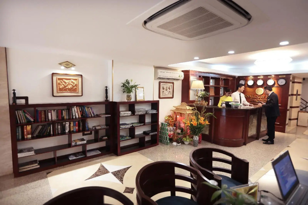 Hanoi Siva Luxury Hotel & Travel