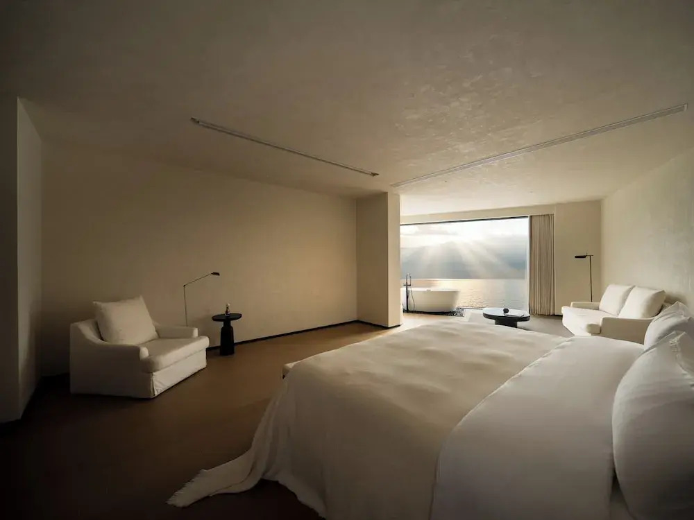 YS Seaview Hotel
