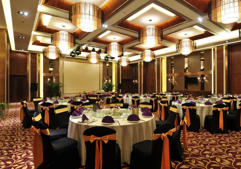 Tangshan Toyal Court A paradise