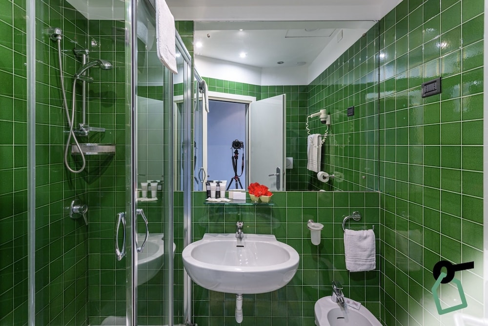 HOTIDAY Room Collection - Circeo