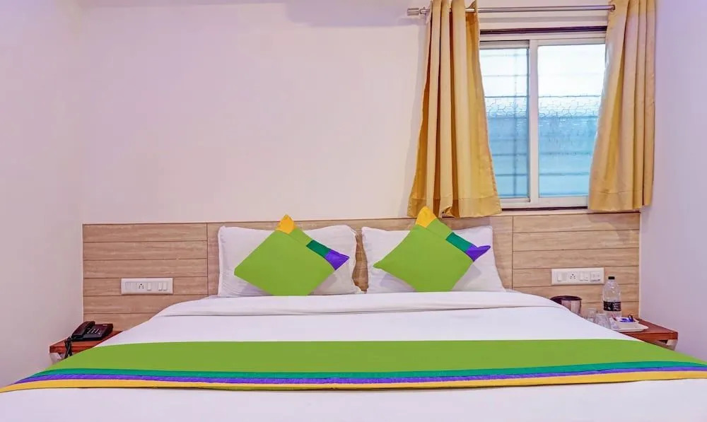 Treebo Trend Hotel Satkar