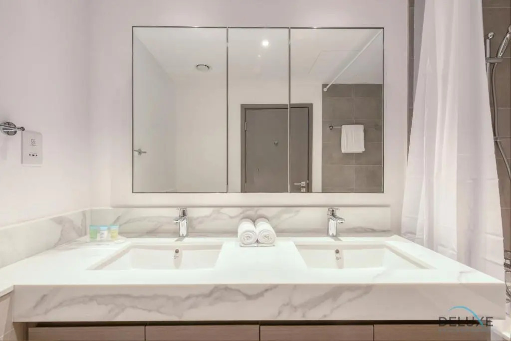Surreal 2 BR Apartment at Creek Horizon Tower 1 by Deluxe Holiday Homes