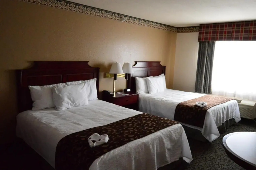 Guesthouse Inn Suites D