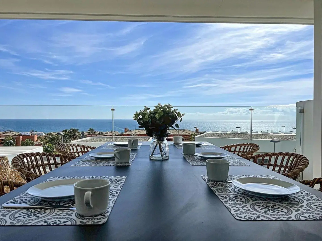 Via Celere 2333 Luxury Sea View Apartment
