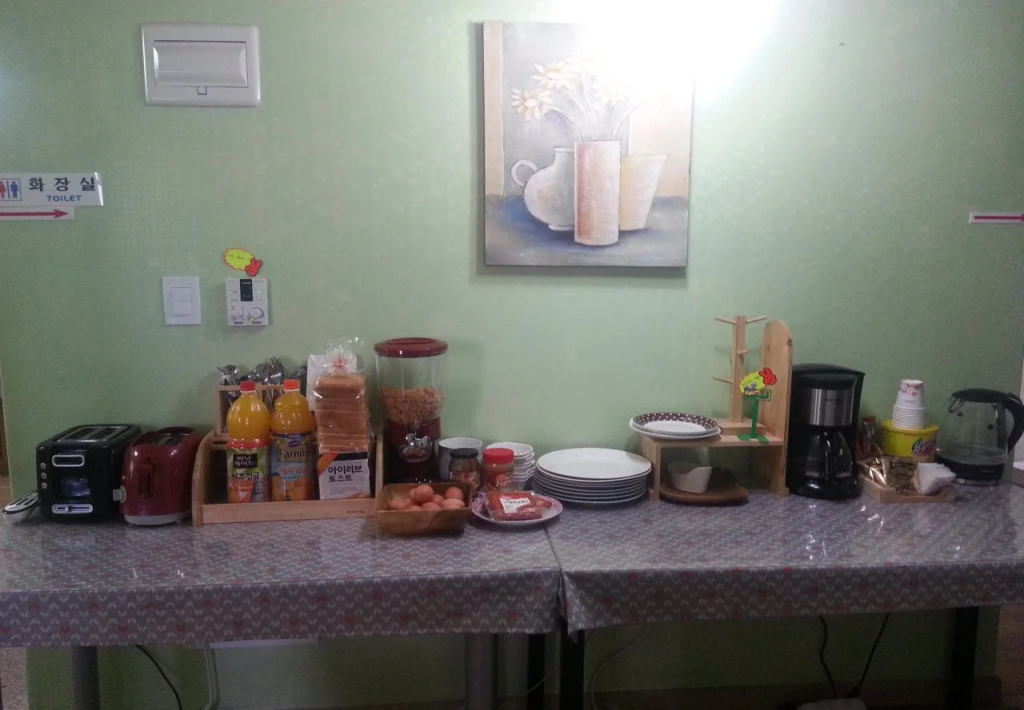 Hongdae Family Housetel 2