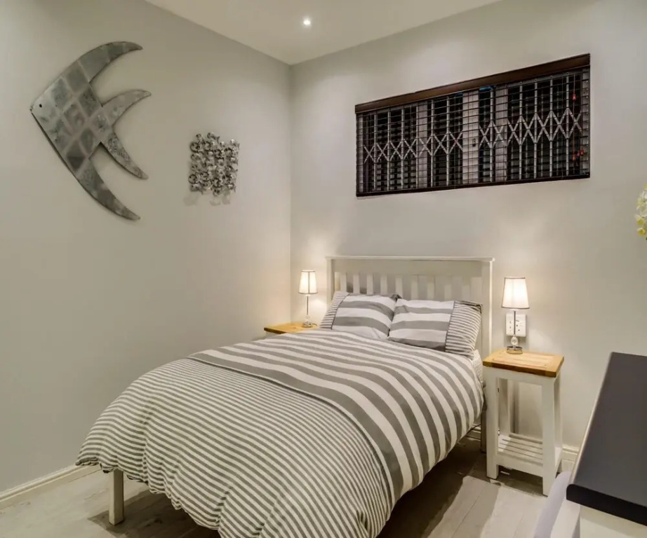 Spindrift in Camps Bay