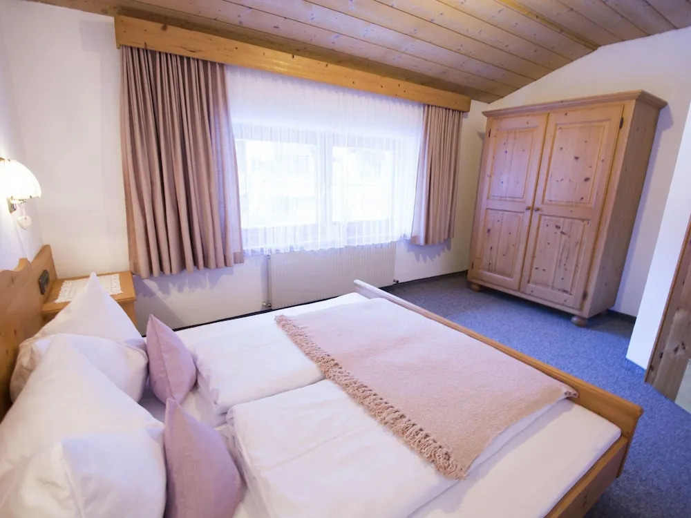 Charming Apartment in Ehrwald With Roofed Terrace