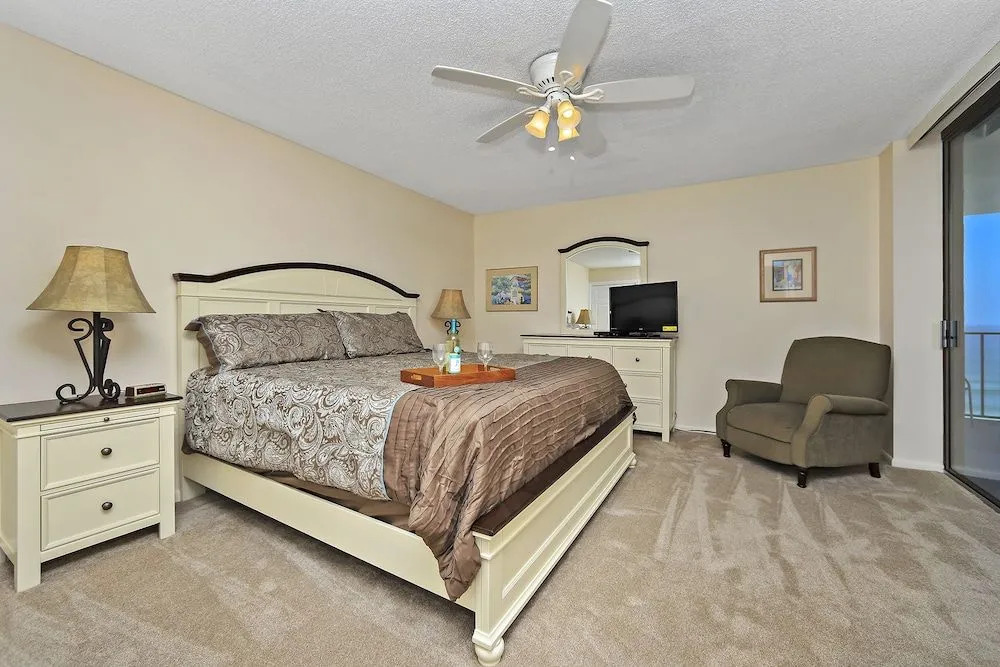 Watercrest 1005 663658 by RedAwning