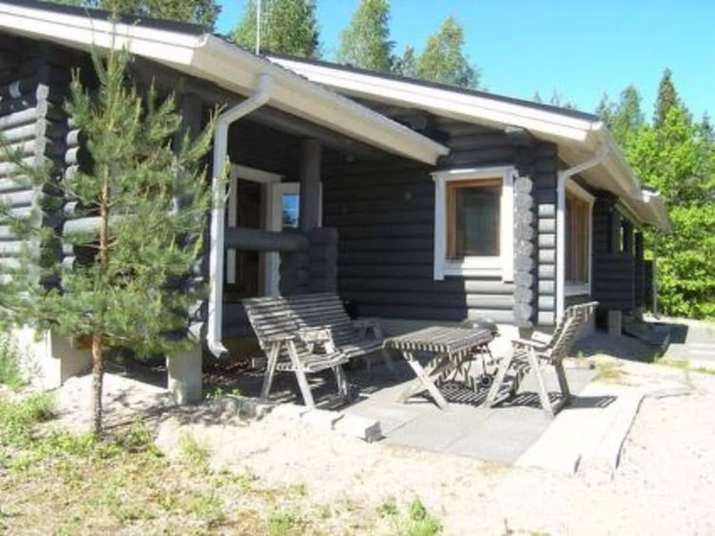 Holiday Home Metsämarja