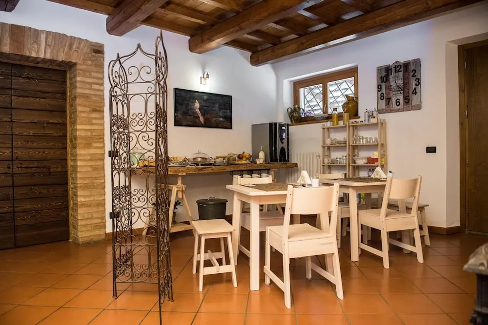 B&B I Pini Di Storaco