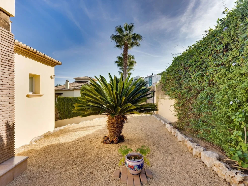 Lavish Villa 8pp in Javea With Private Swimming Pool